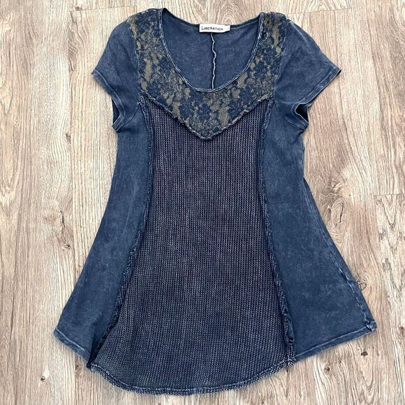 Liberation Boho Y2K Knit Lace Mesh Denim Blue Short Sleeve PulloverT op Womens M - Picture 1 of 6